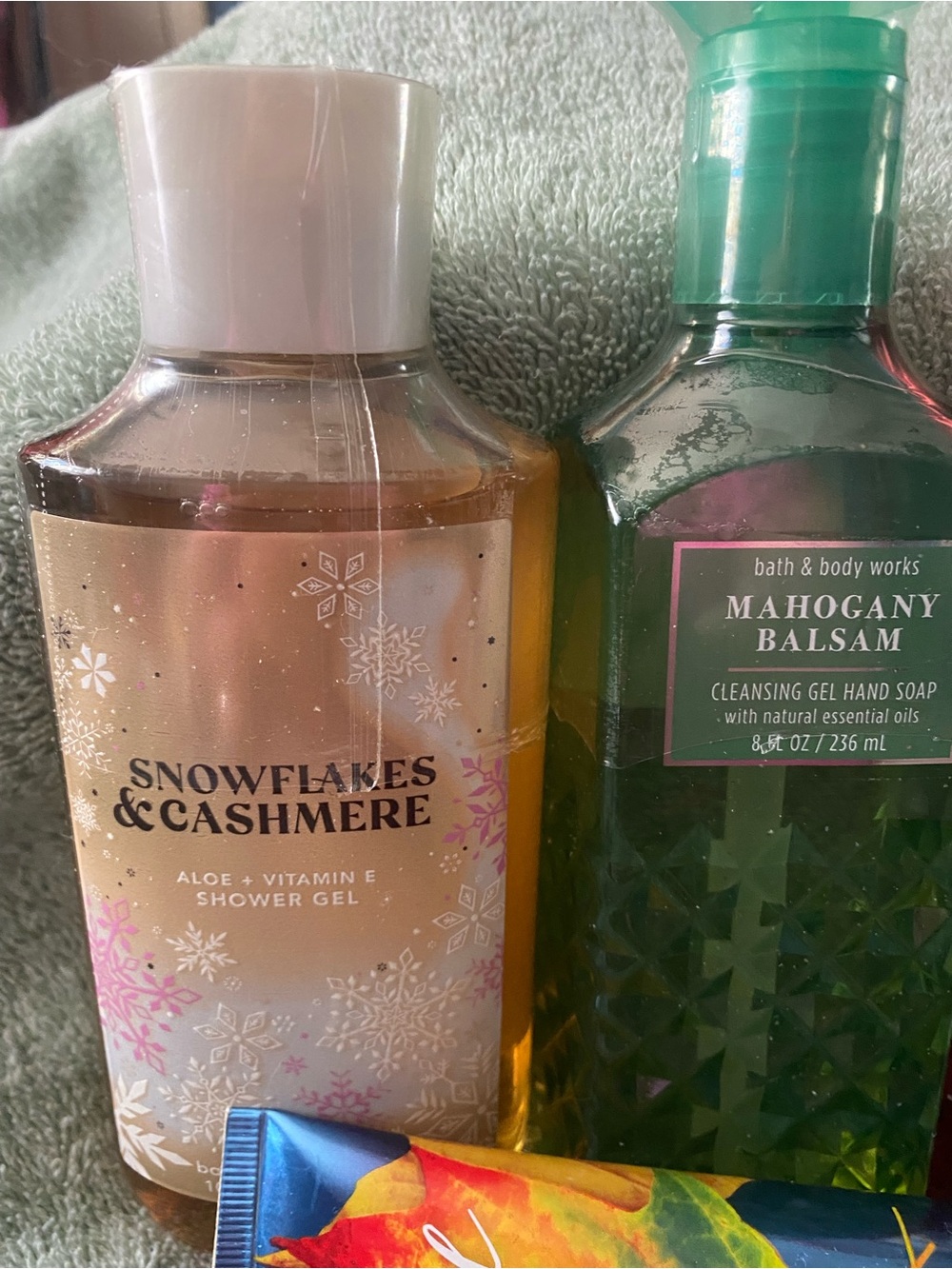 New Bath & Body Works Assorted Shower Gels & Hand Creams - Lot of 5. - Picture 3 of 9